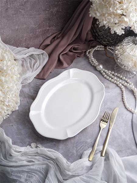 Блюдо овальное 38x26,5 см h 3,3 см, фарфор, Grazia, CASA DI FORTUNA